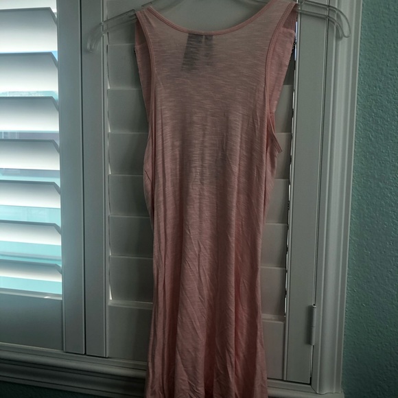 Baby pink tank top with sequence/bead neck line - Picture 3 of 3